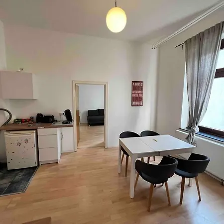 Zentrale In *